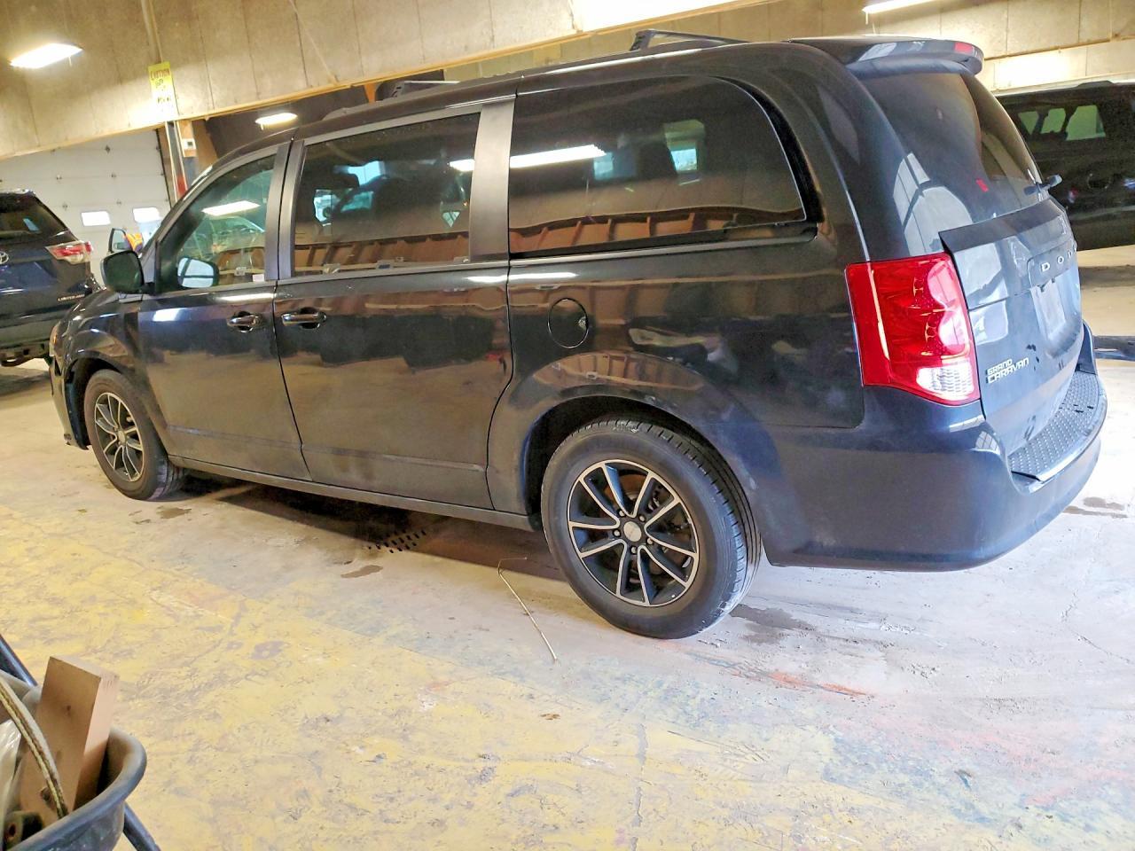 2018 Dodge Grand Caravan Gt - Фото 2