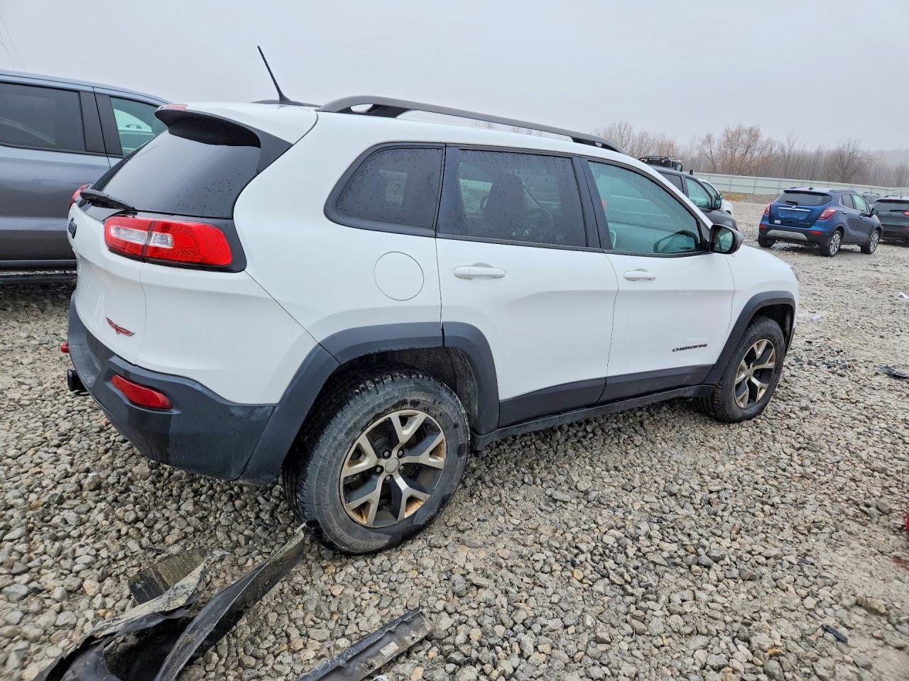 2015 Jeep Cherokee Trailhawk - Фото 3