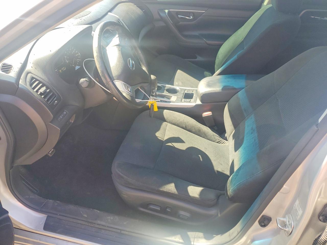 2015 Nissan Altima 2.5 Sv - Image 7
