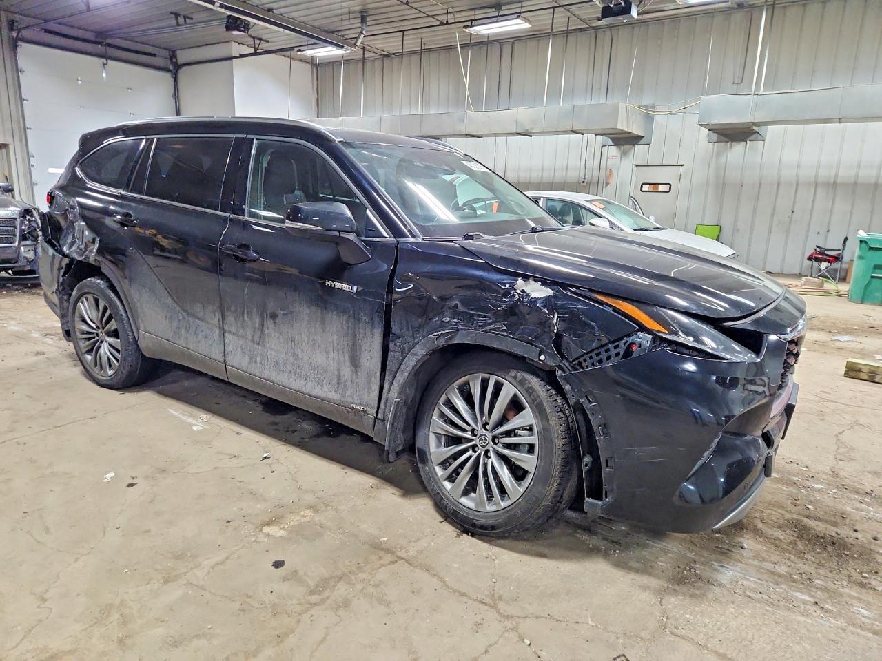 2021 Toyota Highlander Hybrid Platinum - Фото 4