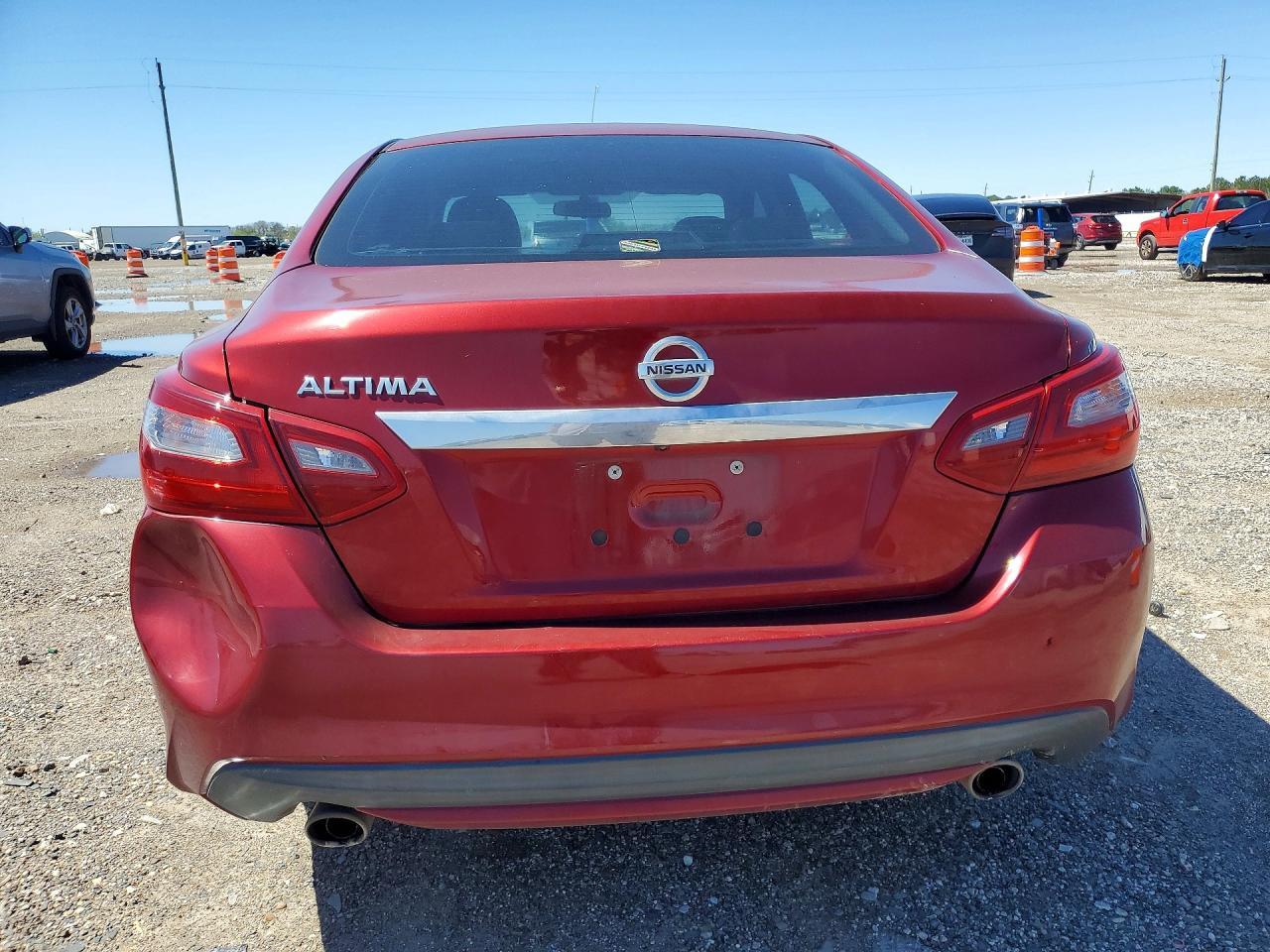 2018 Nissan Altima 2.5 S - Фото 6
