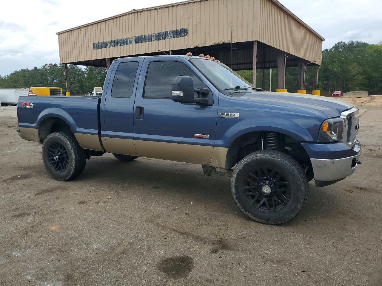 2005 Ford F-250 Supe - Image 4