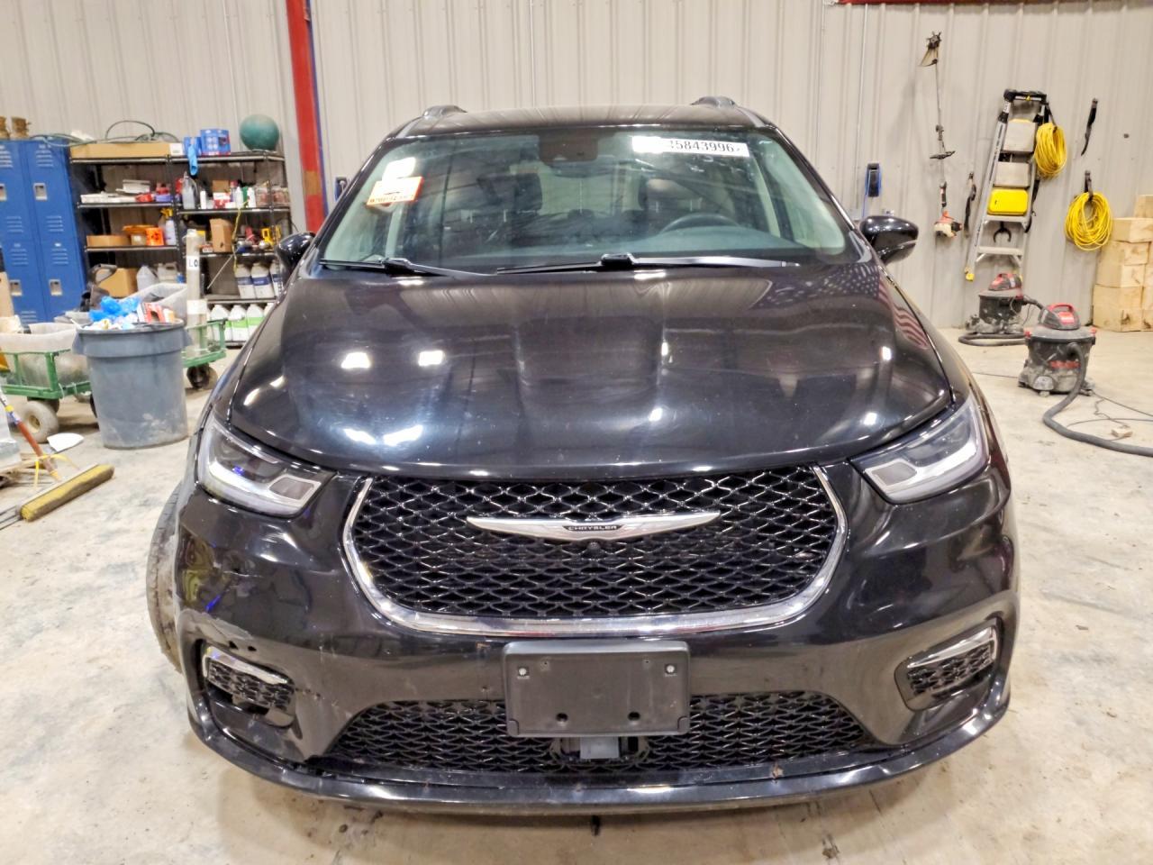 2022 Chrysler Pacifica Touring L - Фото 5