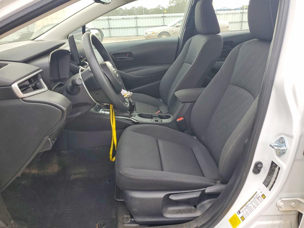 2025 Toyota Corolla Le - Image 7