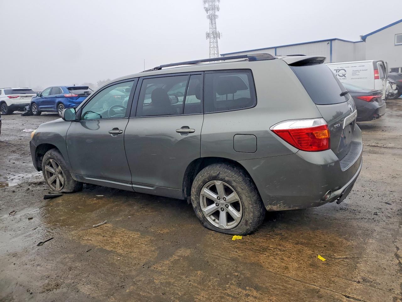 2009 Toyota Highlander Base - Фото 2