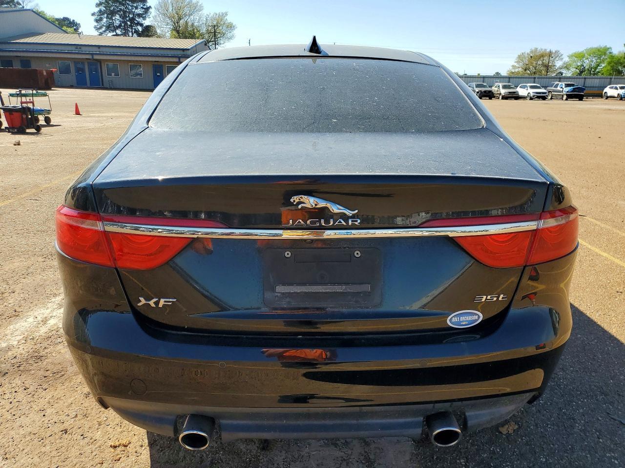 2017 Jaguar Xf Premium - Фото 6