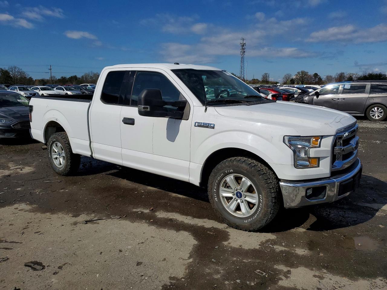 2016 Ford F150 Super Cab - Фото 4