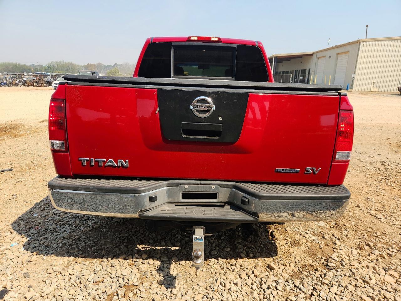 2011 Nissan Titan S - Фото 6