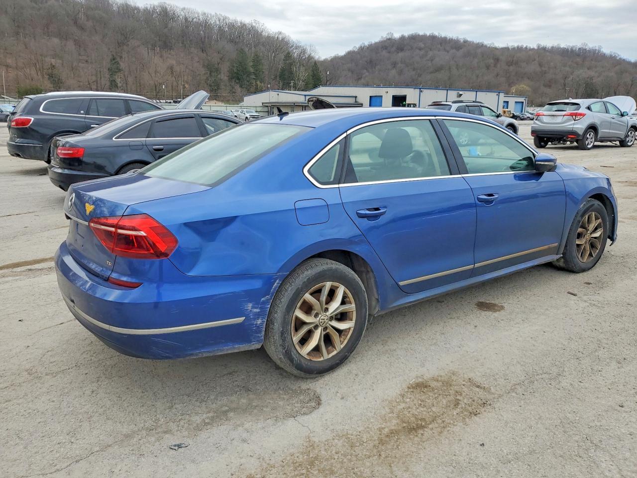 2017 Volkswagen Passat S - Image 3