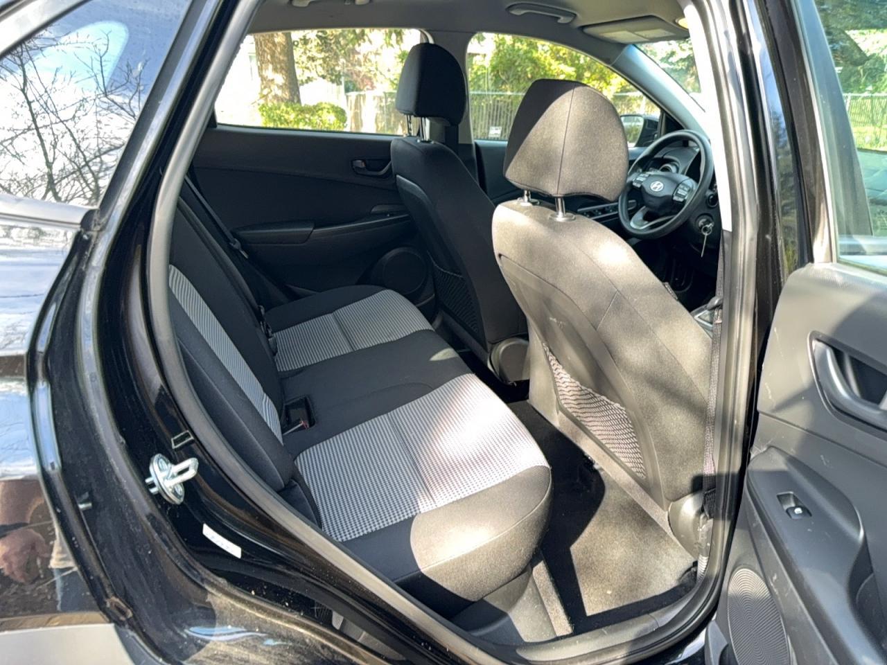 2021 Hyundai Kona Se - Фото 6