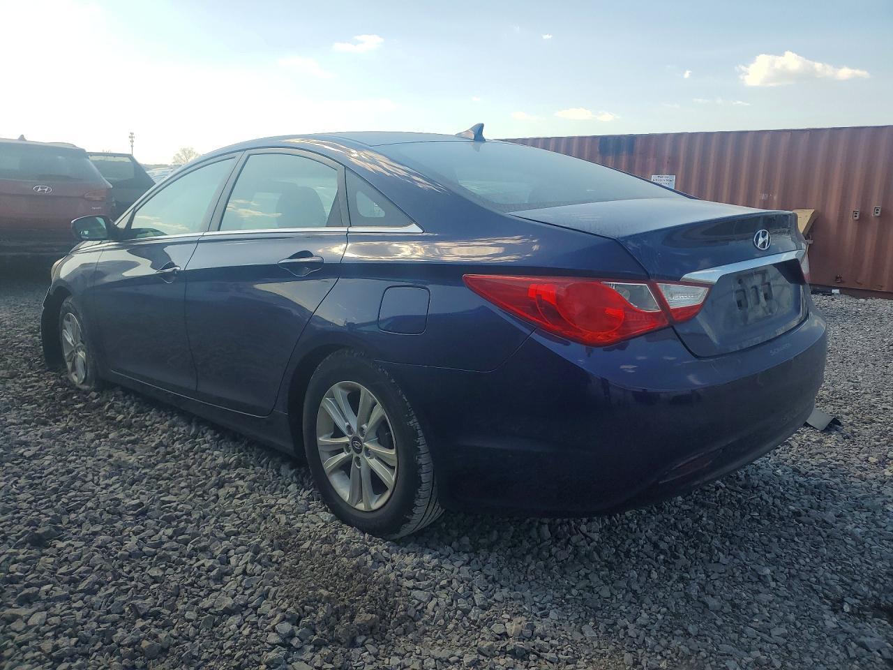 2011 Hyundai Sonata Gls - Фото 2