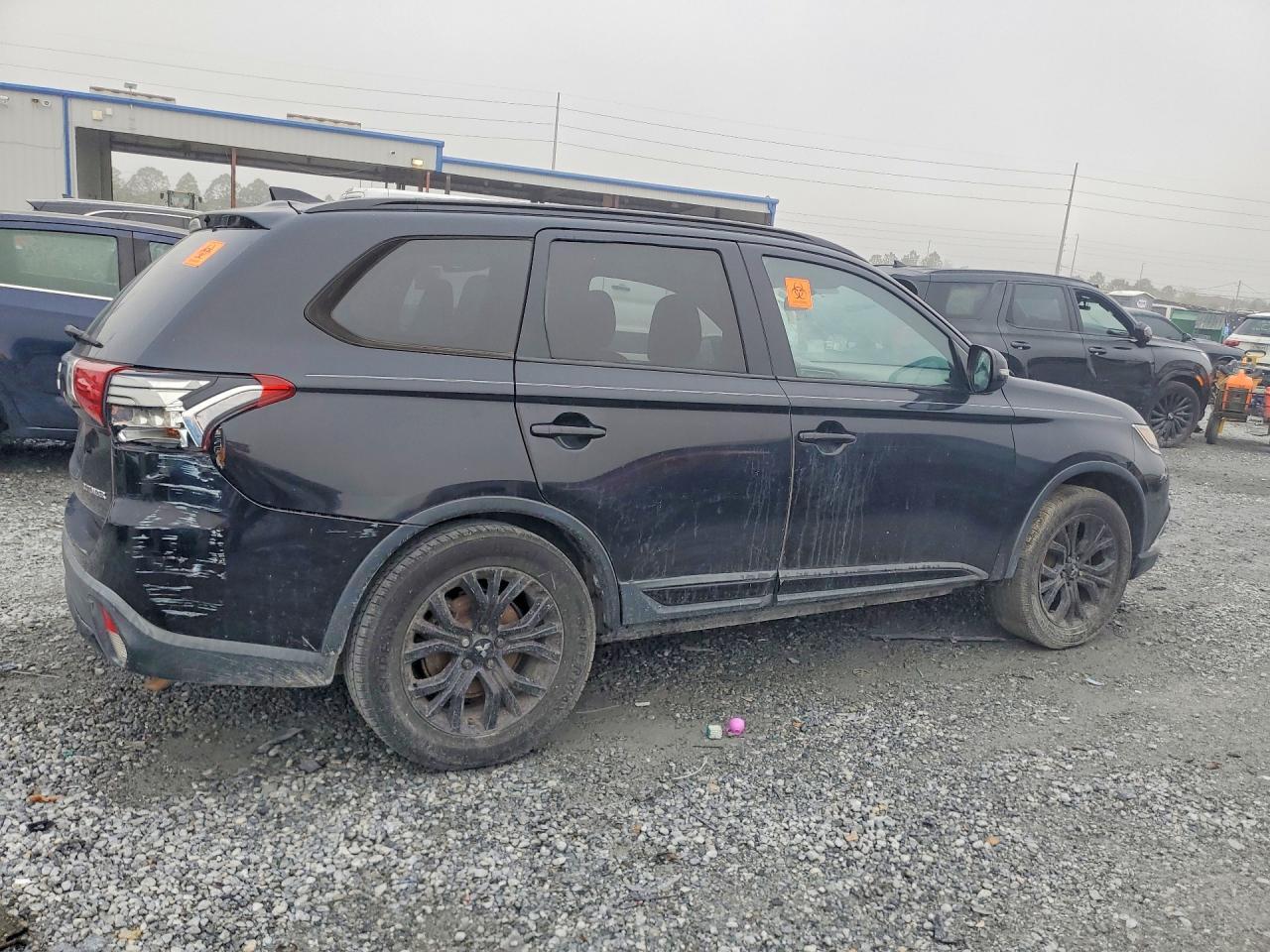 2018 Mitsubishi Outlander Se - Фото 3