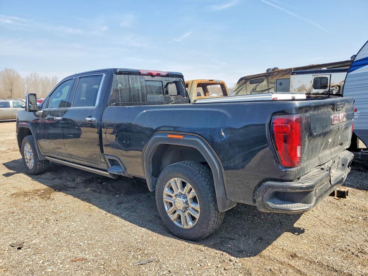2022 GMC Sierra K3500 Denali - Фото 2