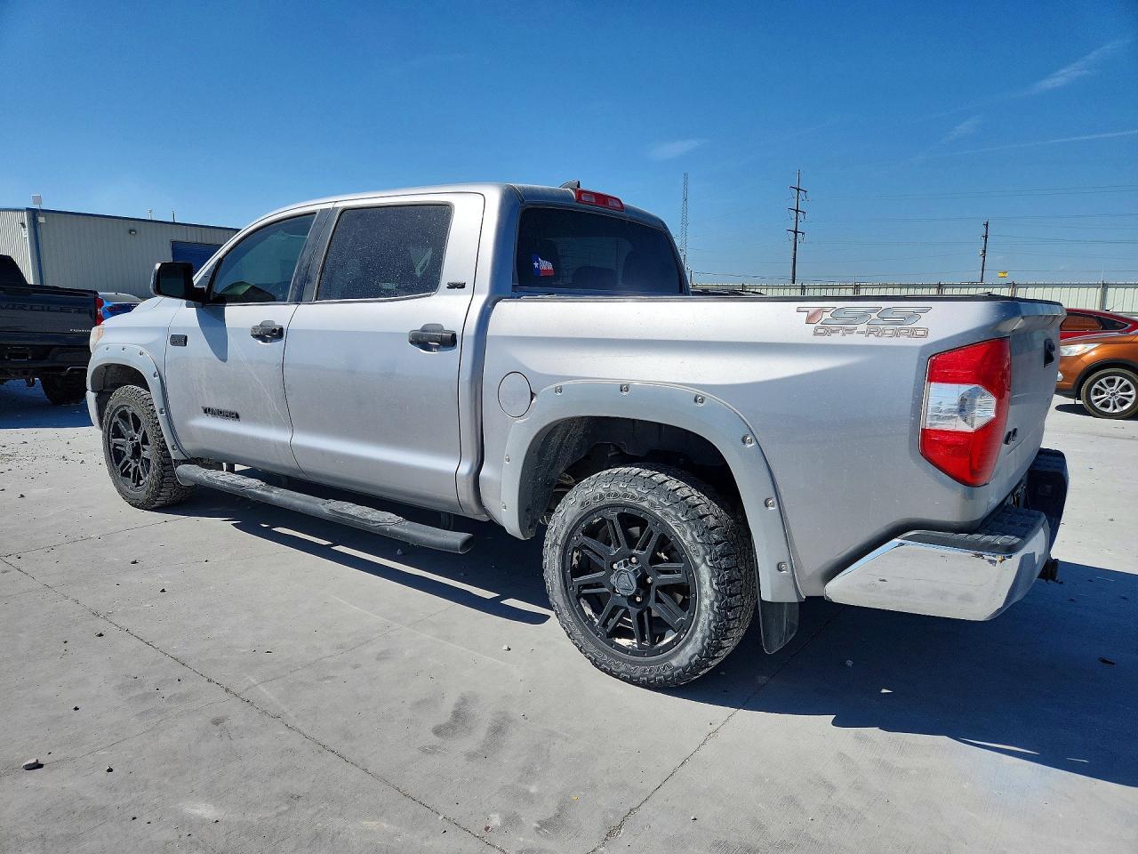 2020 Toyota Tundra Sr5 - Фото 2