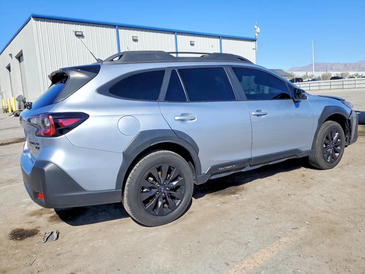 2023 Subaru Outback Onyx Edition Xt - Фото 3