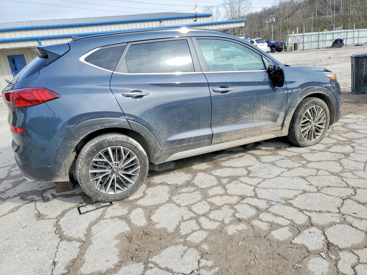 2021 Hyundai Tucson Ultimate - Фото 3
