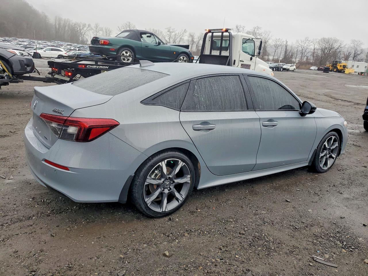 2025 Honda Civic Sport Touring - Image 3