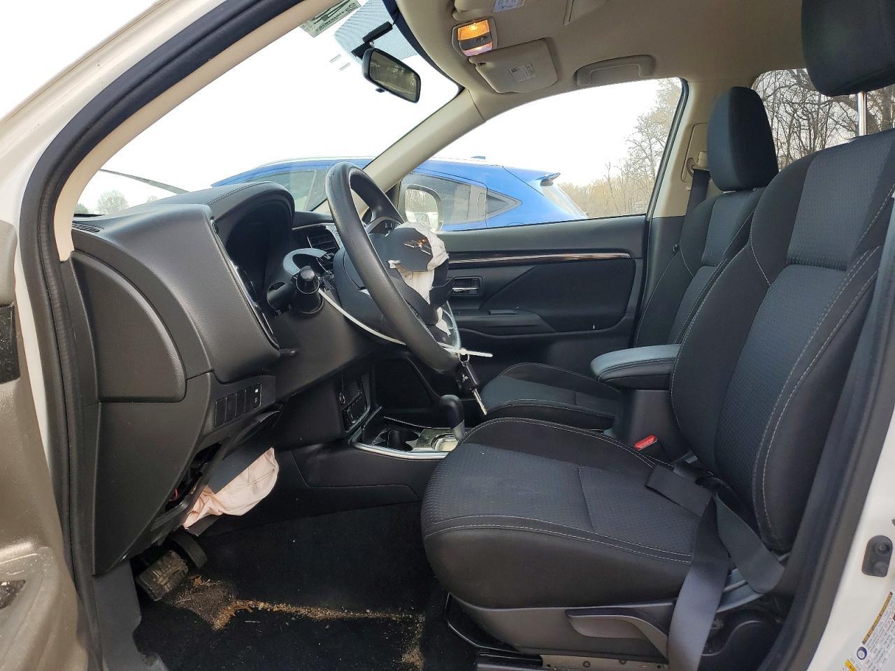 2019 Mitsubishi Outlander Es - Image 7