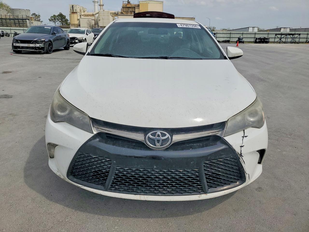 2017 Toyota Camry Se - Фото 5