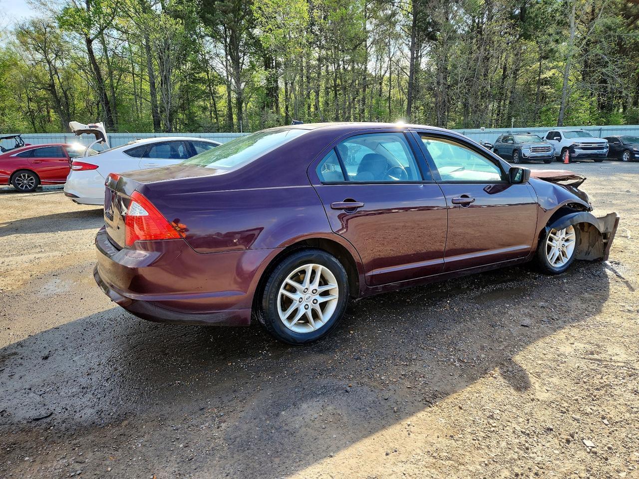 2011 Ford Fusion S - Image 3