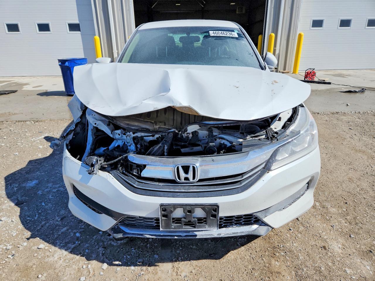 2016 Honda Accord Lx - Image 5