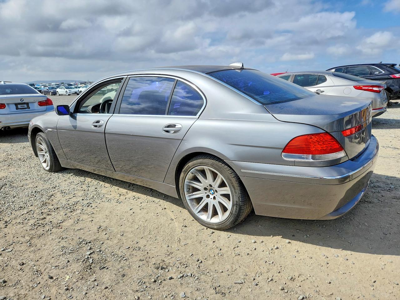 2004 BMW 745 Li - Image 2