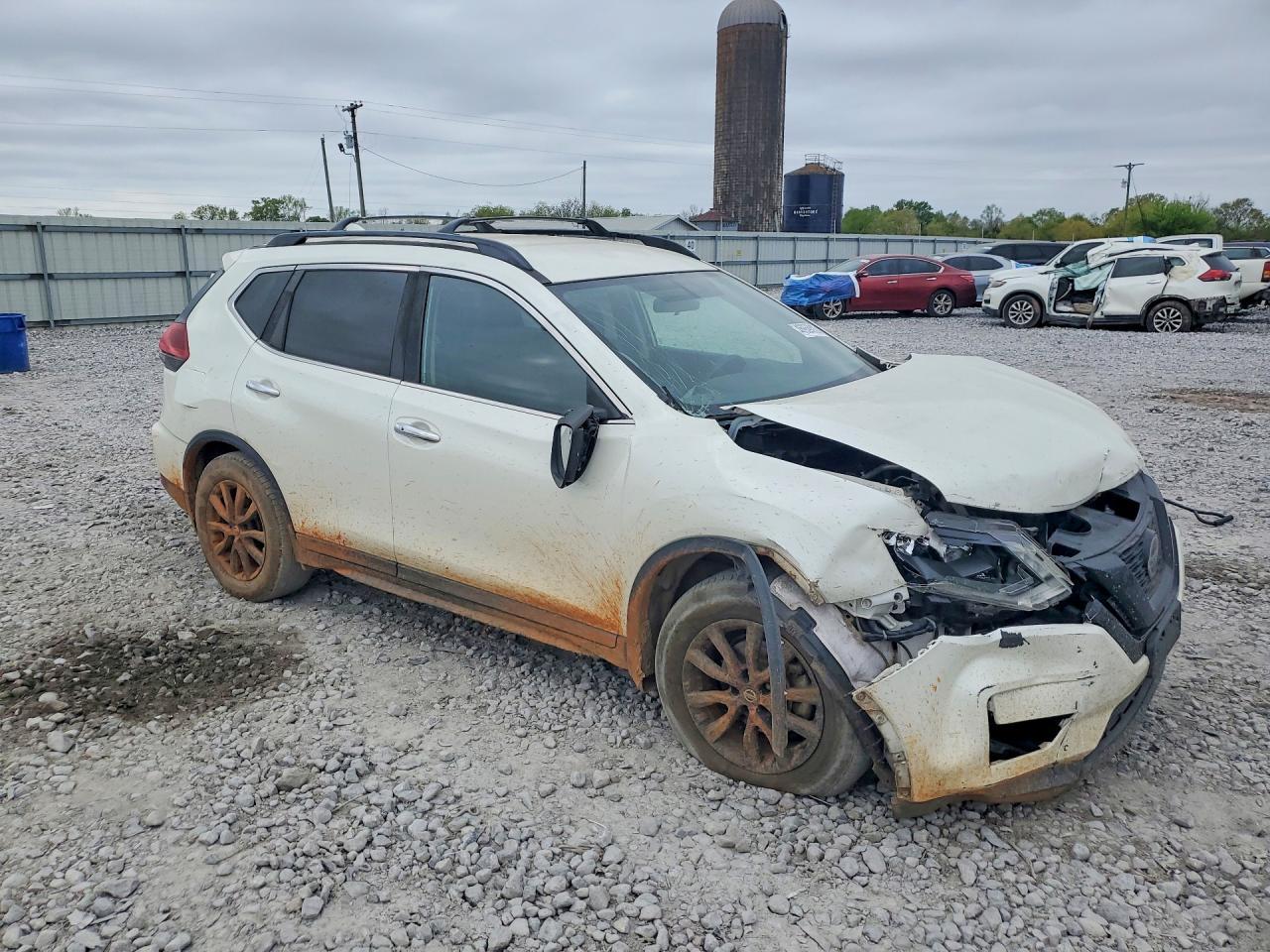 2018 Nissan Rogue Sv - Image 4