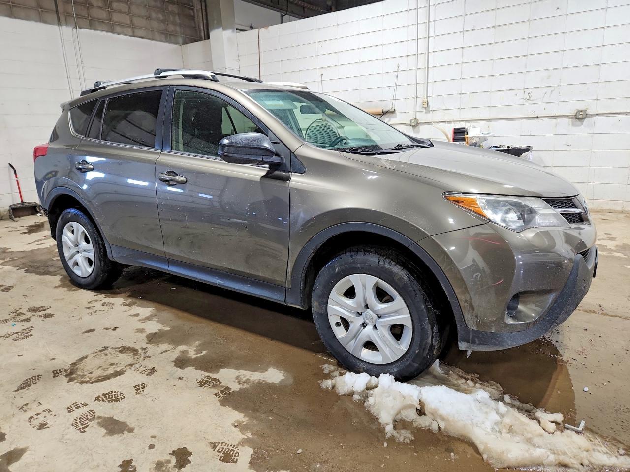 2015 Toyota Rav4 Le - Фото 4
