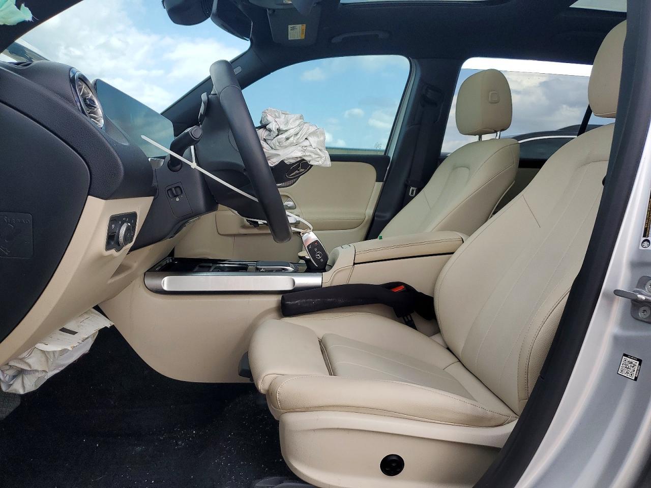 2023 Mercedes-Benz Eqb 300 4Matic - Image 7