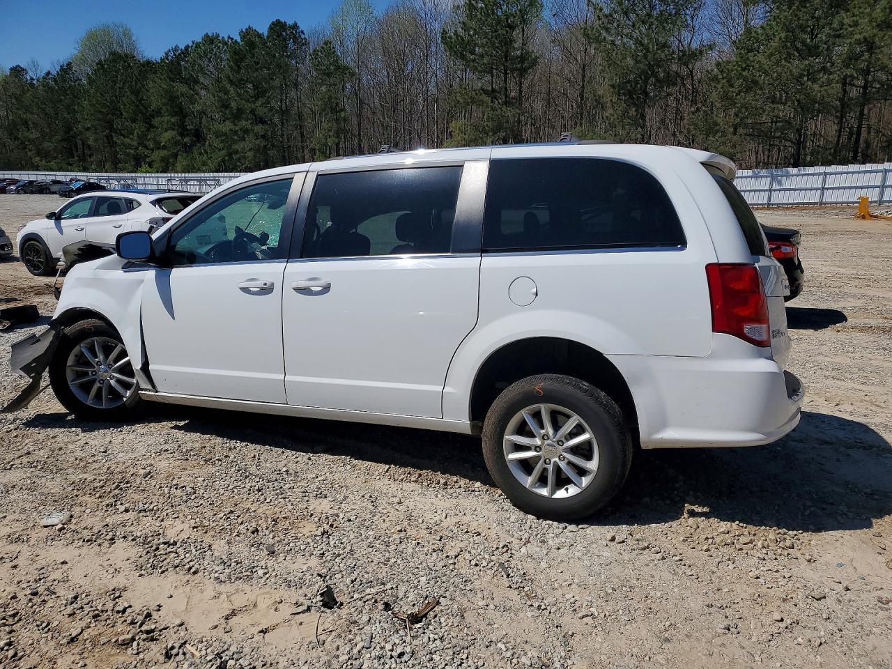 2020 Dodge Grand Caravan Sxt - Image 2
