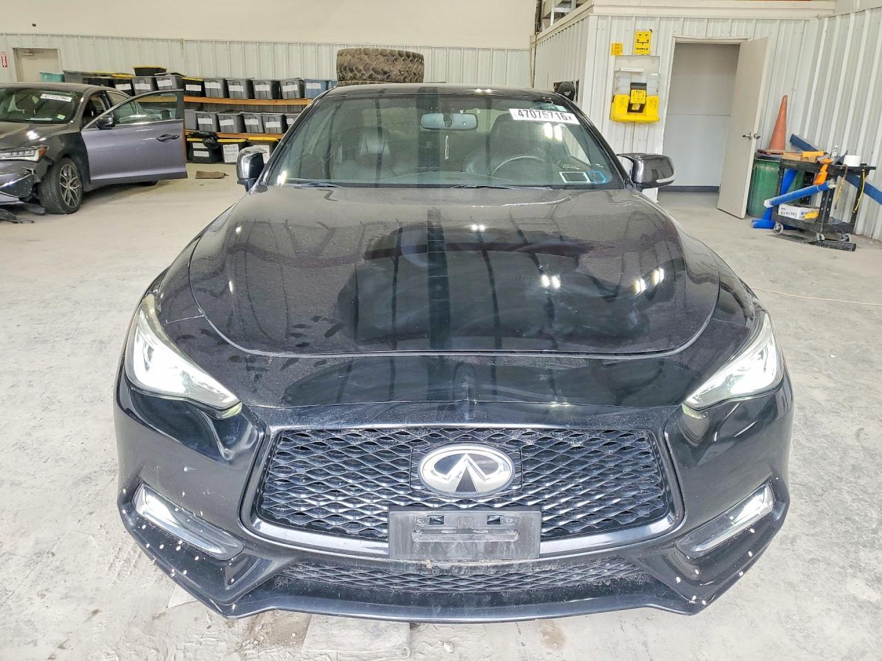 2018 Infiniti Q60 Red Sport 400 - Фото 5