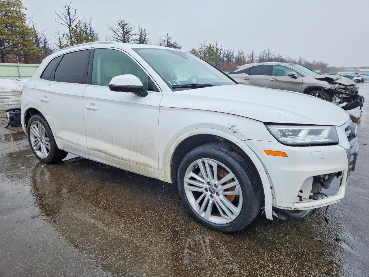 2018 Audi Q5 Premium Plus - Image 4