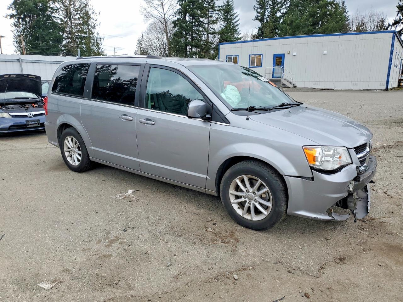 2019 Dodge Grand Caravan Sxt - Image 4