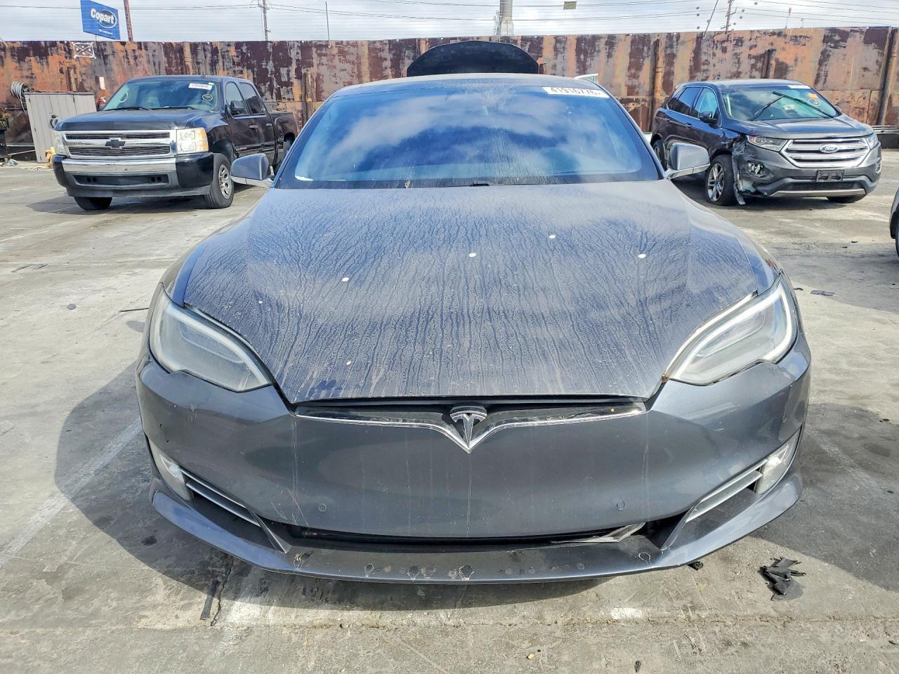 2017 Tesla Model S - Image 5