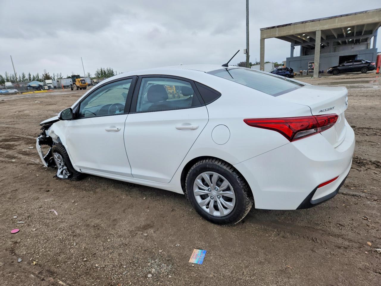 2020 Hyundai Accent Se - Image 2