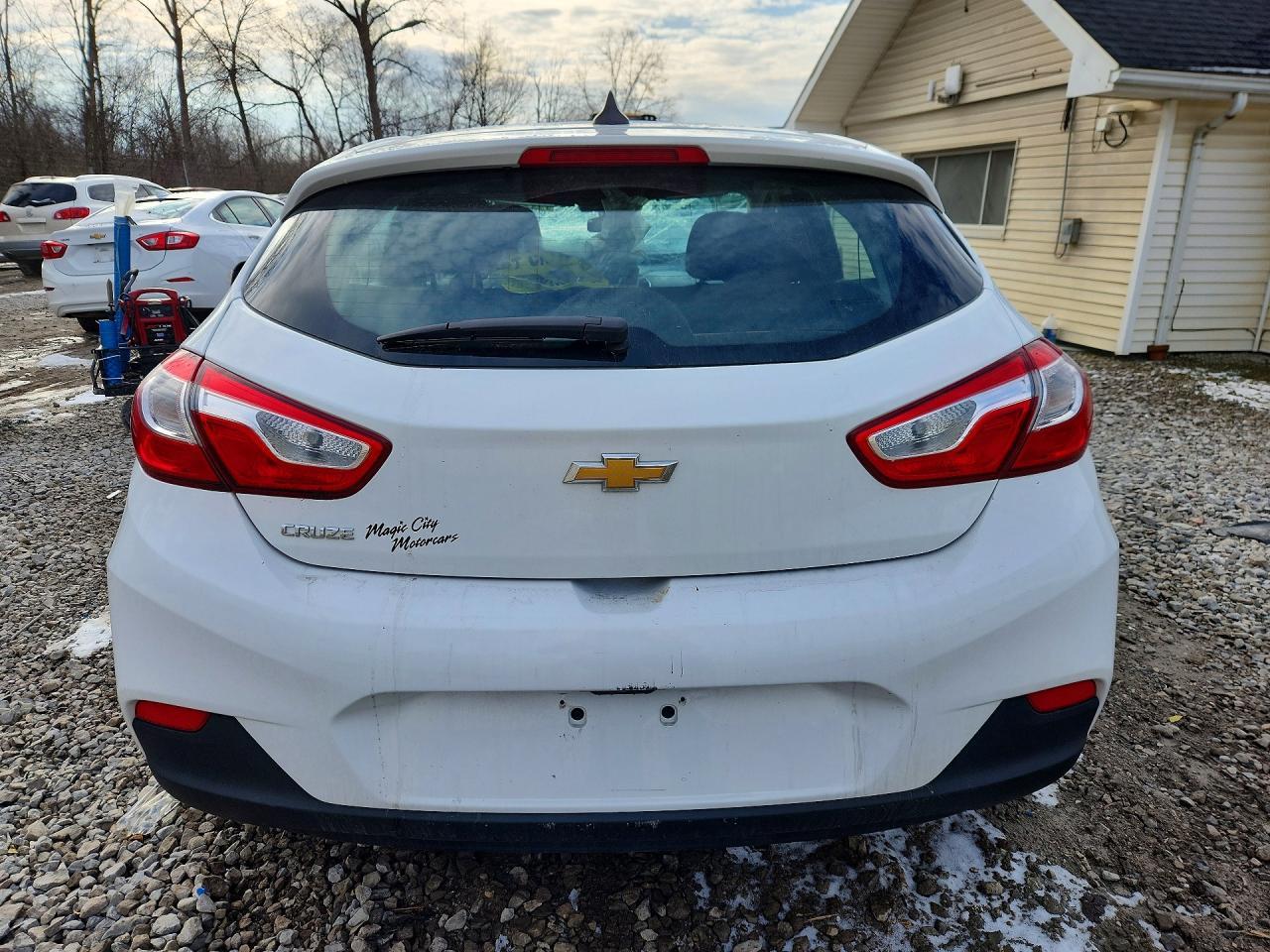 2019 Chevrolet Cruze Ls - Фото 6