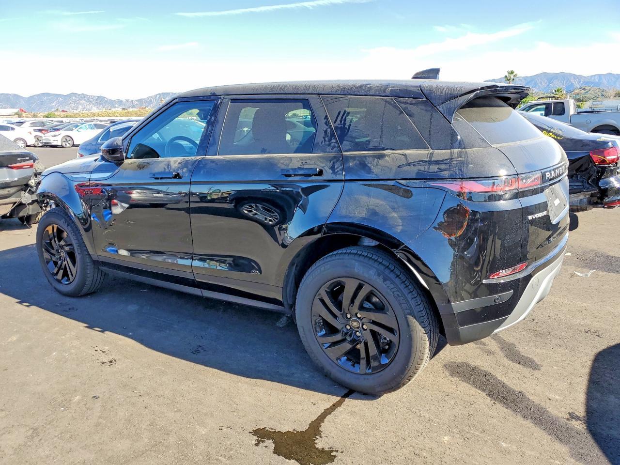 2023 Land Rover Range Rover Evoque S - Фото 2