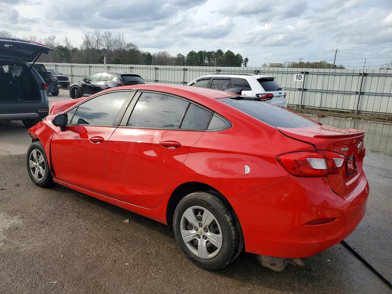 2017 Chevrolet Cruze Ls - Фото 2