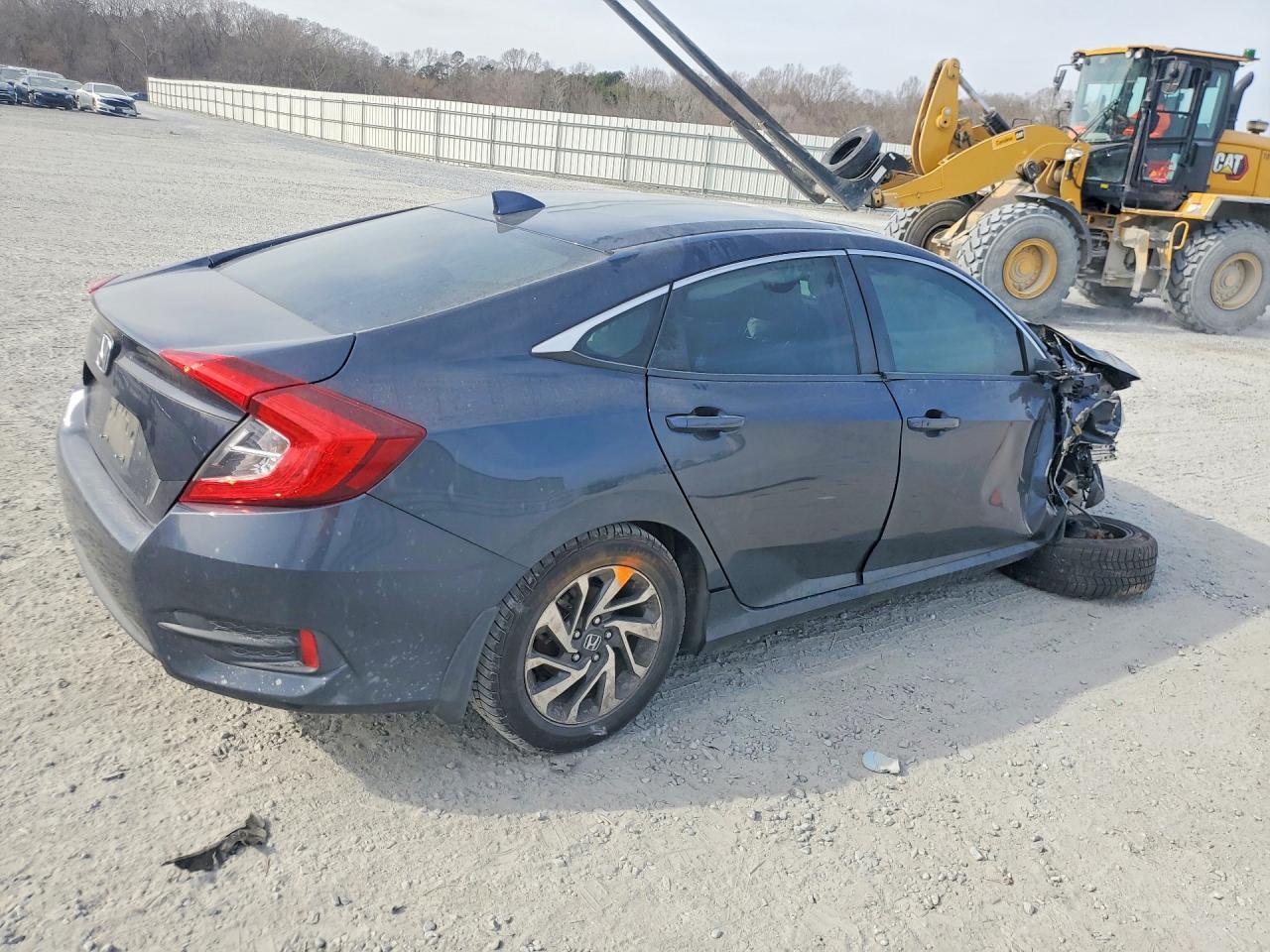 2018 Honda Civic Ex - Image 3