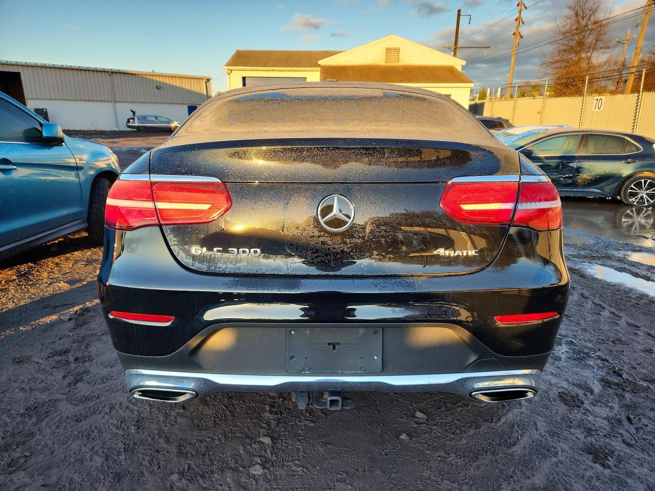2017 Mercedes-Benz Glc Coupe 300 4Matic - Image 6
