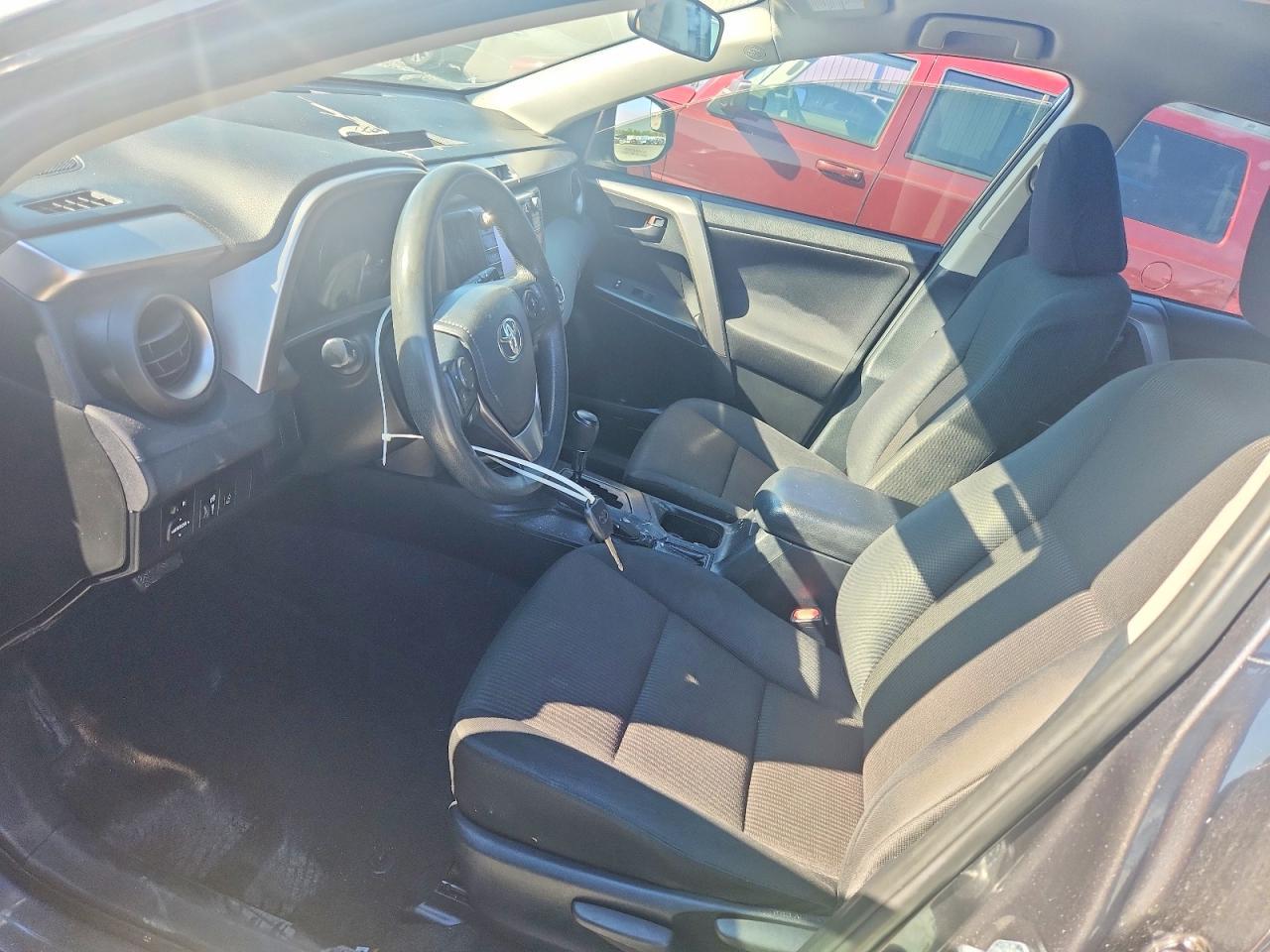 2017 Toyota Rav4 Le - Image 7
