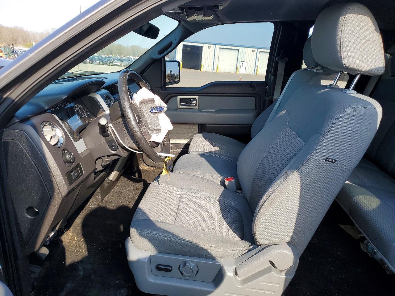 2011 Ford F150 Super Cab - Image 7