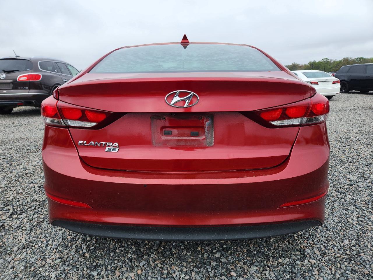 2018 Hyundai Elantra Value Edition - Фото 6