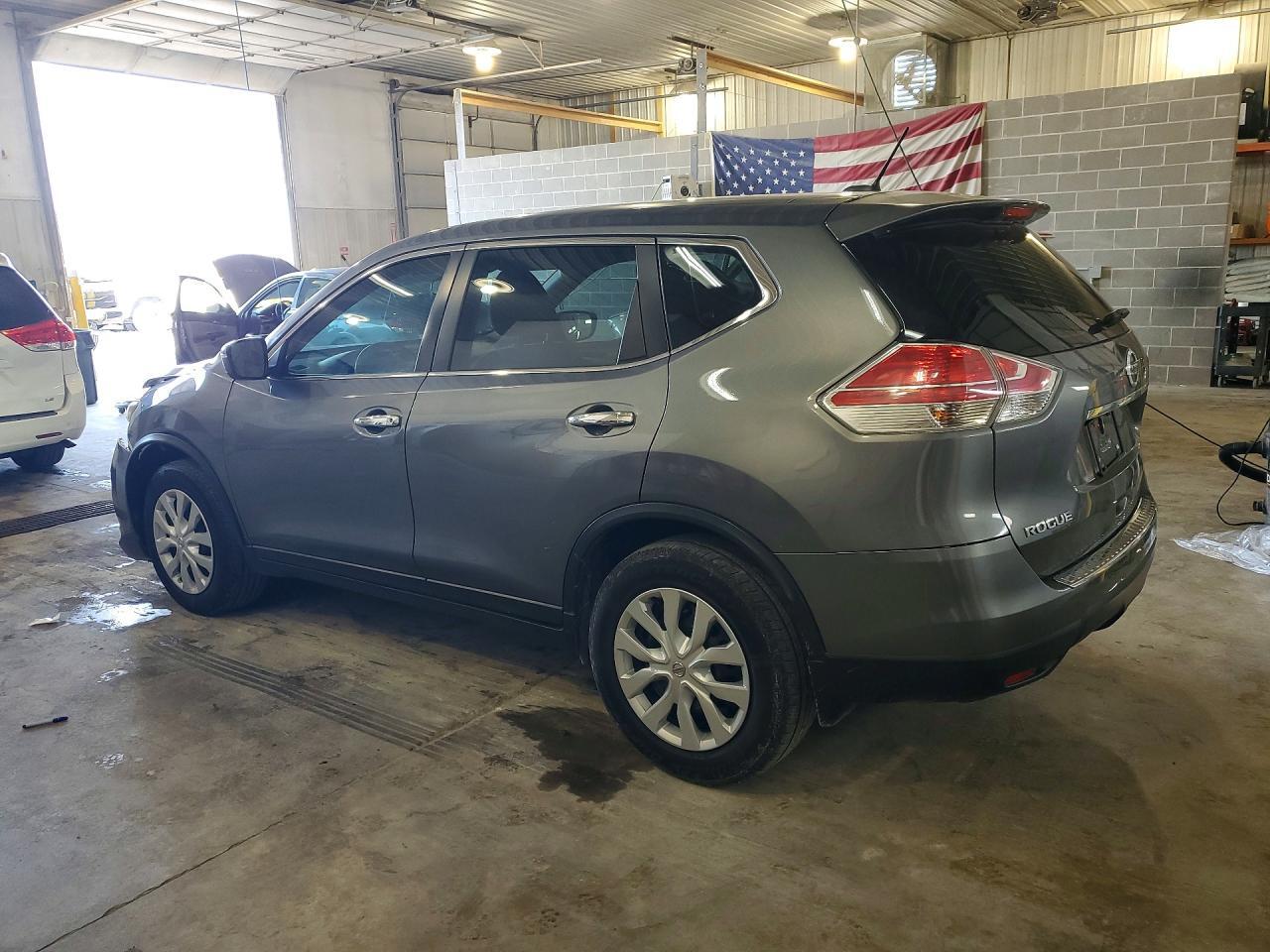 2015 Nissan Rogue S - Image 2