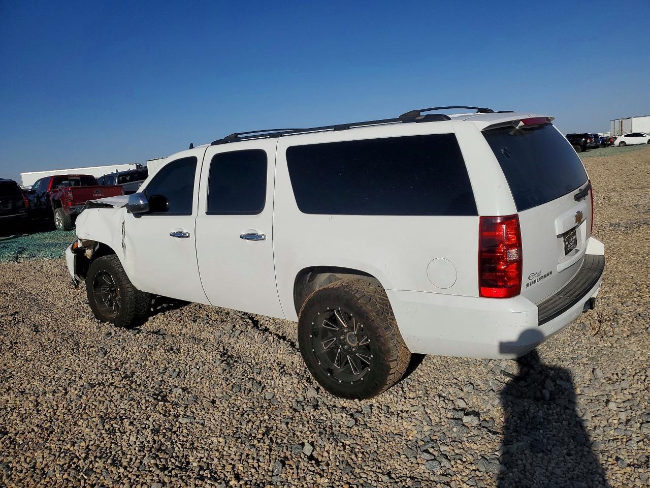 2012 Chevrolet Suburban C1500 Lt - Фото 2