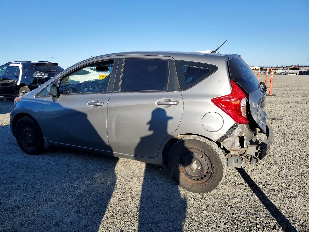 2014 Nissan Versa - Фото 2