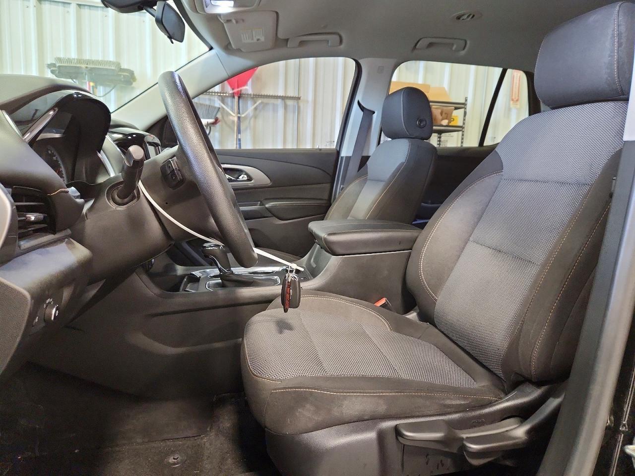 2018 Chevrolet Traverse Ls - Фото 7