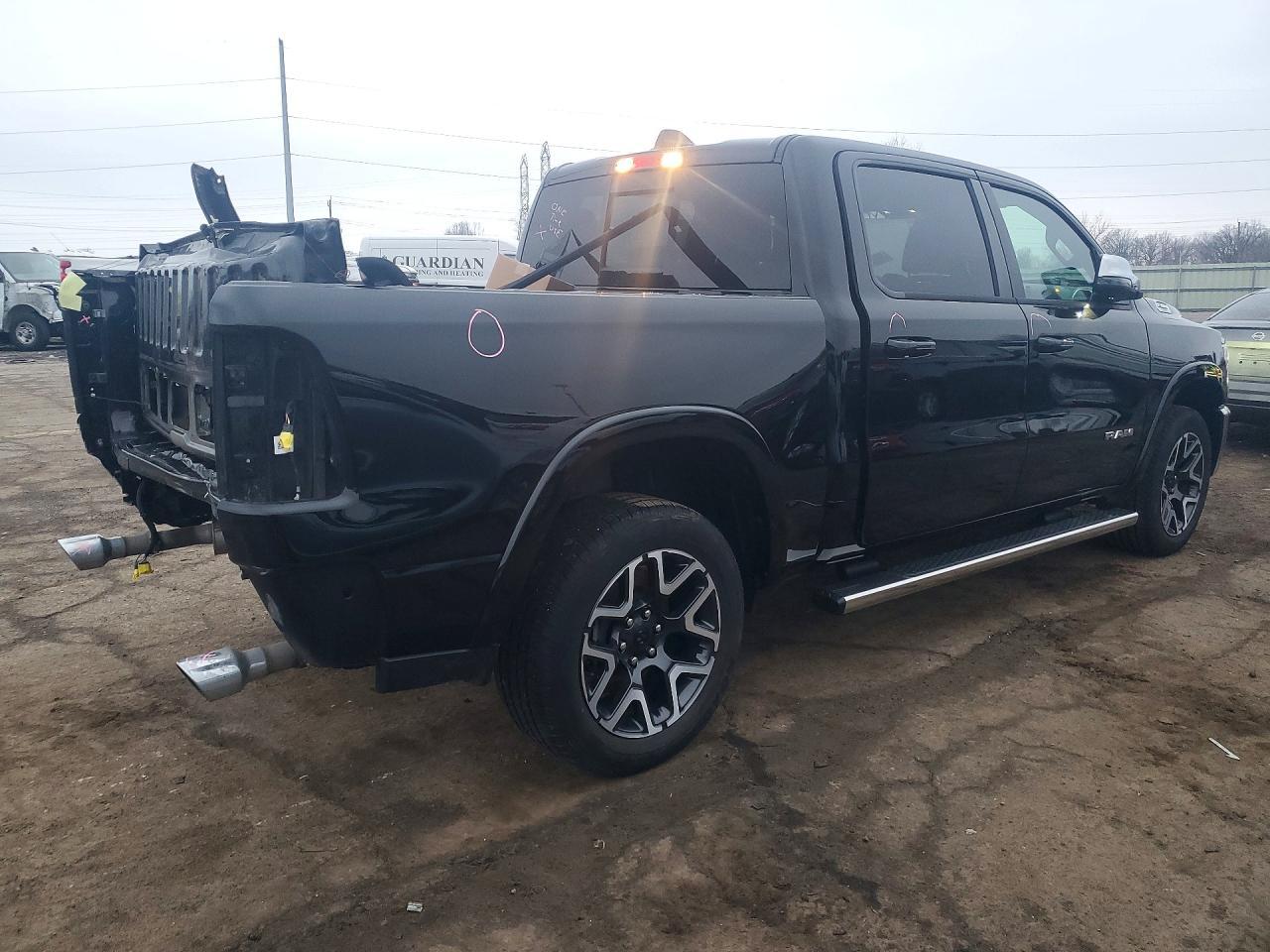 2025 Ram 1500 Laramie - Image 3