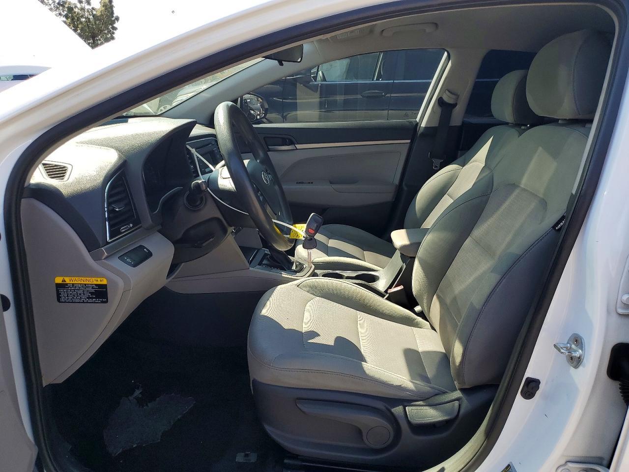 2017 Hyundai Elantra Se - Фото 7