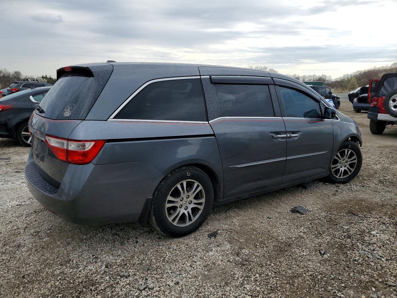 2013 Honda Odyssey Exl - Фото 3